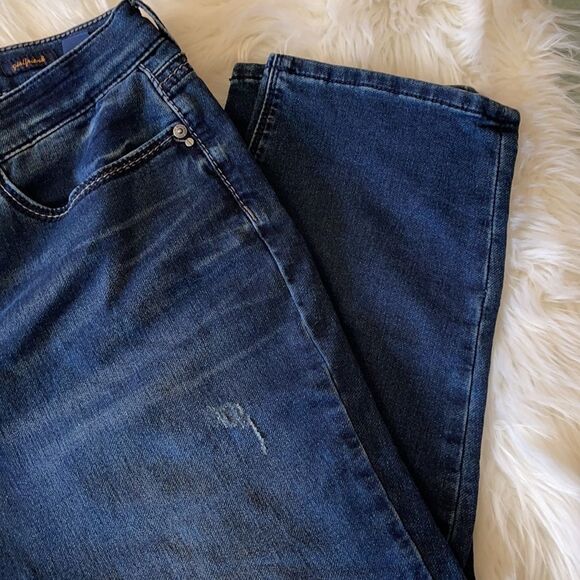 Seven7 Crop Girlfriend Jeans Distressed 14 - Picture 5 of 16